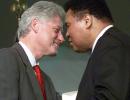 Bill Clinton will give eulogy for Ali at interfaith service