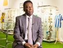 Pele auction: World Cup trophy fetches £395,000