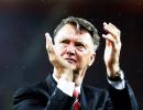 Manchester United sack manager Van Gaal, Mourinho likely to take over