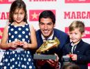 Suarez picks up European Golden Shoe