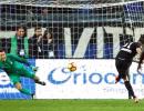 Serie A: Late penalty sends Inter to third successive league defeat