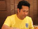 PHOTOS: Sachin Tendulkar celebrates Onam with Kerala Blasters lads!