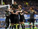 Chelsea inch closer to EPL title with win at Everton