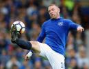 Rooney announces international retirement