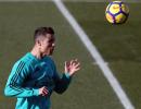 'Real Madrid should not give in to Ronaldo demands'