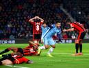 EPL PHOTOS: Aguero makes strong return as City go second