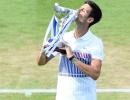 Djokovic wins Eastbourne, brings Ancic into coaching team