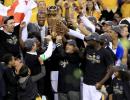 Warriors beat Cavaliers to clinch NBA title