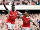 Slick Arsenal end Manchester United's unbeaten run