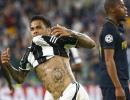 Football Briefs: Will Juve's Dani Alves join Manchester City?