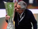 'Poets don't win many titles,' Mourinho does!