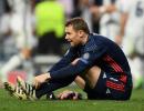 Football Briefs: Bayern Muenchen 'sorry' for Neuer