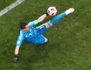 Russian keeper thanks God for luck against Spain