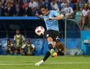 Uruguay hoping swollen calf will not keep Cavani out of France game