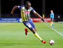 Bolt fires two goals in Australia's Central Coast Mariners trial