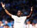 Solskjaer backs 'leader' Pogba to stay at United