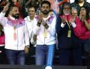 PIX: Amitabh cheers for son Abhishek's kabaddi team