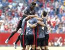 Soccer Extras: Benfica continue winning streak in ICC