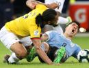 Soccer PIX: Uruguay crush Ecuador; US in last 16