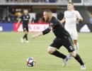 Football Extras: Rooney scores stunner for DC United