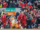 EPL PHOTOS: Liverpool back on top