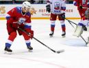 PIX: Russian President Putin shines in hockey game