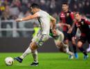 Football PIX: Ronaldo's controversial penalty sinks Genoa