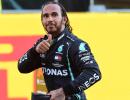 F1: Hamilton signs new deal with Mercedes