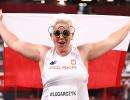 Poland's Wlodarczyk wins third straight hammer gold