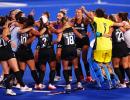 Netherlands thrash Britain, make women's hockey final