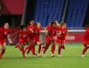 Canada 'shoot-out' Sweden for women's football gold