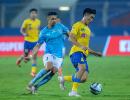 ISL: 10-man Mumbai shocked by Kerala Blasters