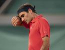 Federer mulling French Open pull out