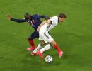 Euro: Pogba stars while Kante knits France together