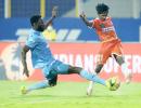 ISL semis: FC Goa, Mumbai play out draw in first leg