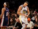 NBA: Curry hits nine 3s in Warriors' rout of Nets