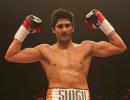 Vijender returns to pro boxing with knock out win