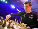 Chess: Carlsen crushes Praggnanandhaa; Erigaisi wins