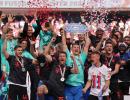 Soccer wrap: Bayern win Bundesliga with last-gasp goal