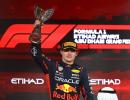 Verstappen ends F1 season with 19th win in 22 races