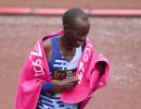 Kiptum smashes men's marathon world record