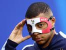 Broken nose no barrier: Mbappe cleared to play