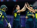 Mooney, Schutt star as Australia defeats New Zealand