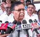 BJP woos sacked K'taka minister amid rift with Cong