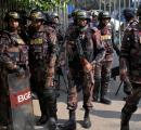 Fresh unrest grips Bangladesh, govt orders clampdown