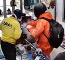Thieves disguised as delivery boys rob jewellery store