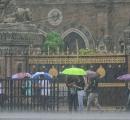 IMD issues red alert for Mumbai, 6 Maha districts