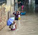 'Families surviving on biscuits': Delhi reels as Yamuna floods
