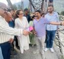 'Go back, you are late': Kangana faces protest in Manali