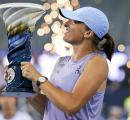 PIX: Swiatek downs Paolini to win first Cincinnati Open title